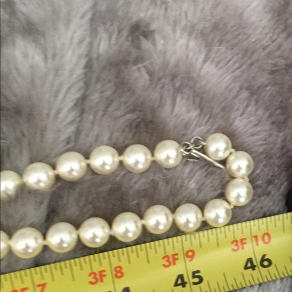 Chanel pearl belt. SOLD SOLD - Picture 5 of 8